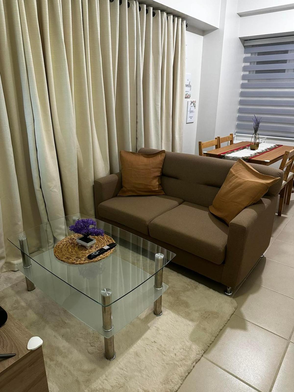 2 Bedroom Condo Unit Near Sm Bf & Naia At The Atherton By Dmci With 2 Balcony Paranaque City Exteriör bild